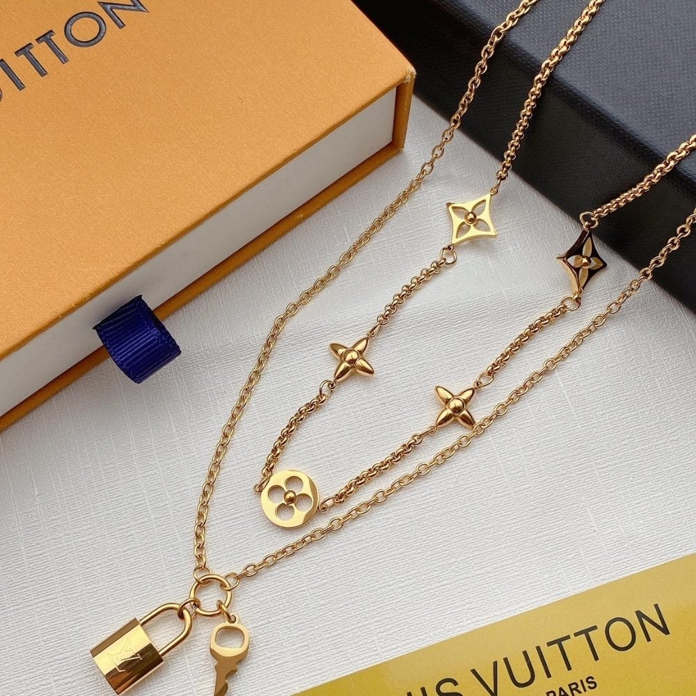 L0vis Vvtt0n Lv Iconic Charm Necklace Gold M02494
