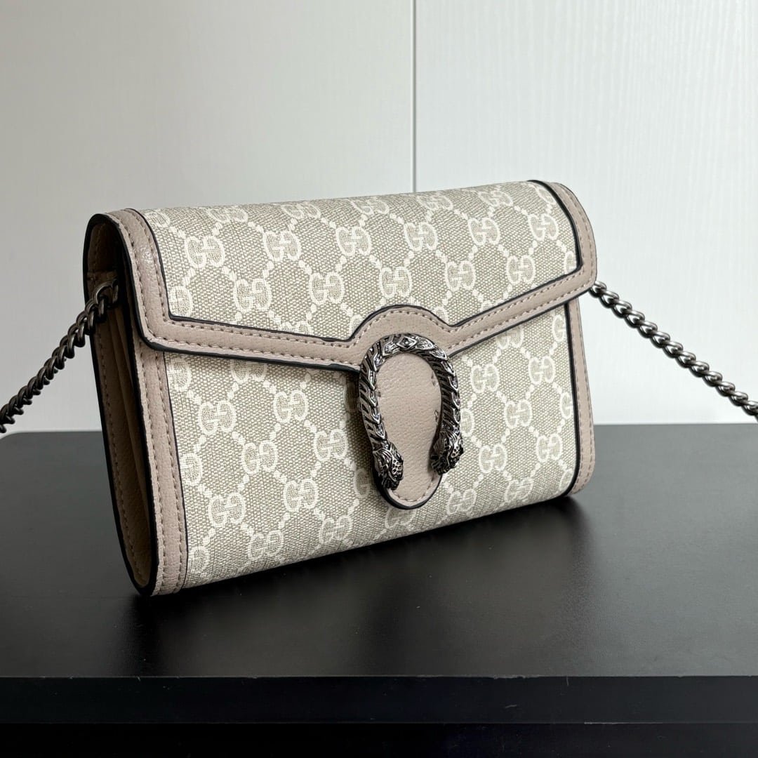 Gvc*1 Dionysus Chain Wallet Beige 20Cm 401231 Uulbn 9683