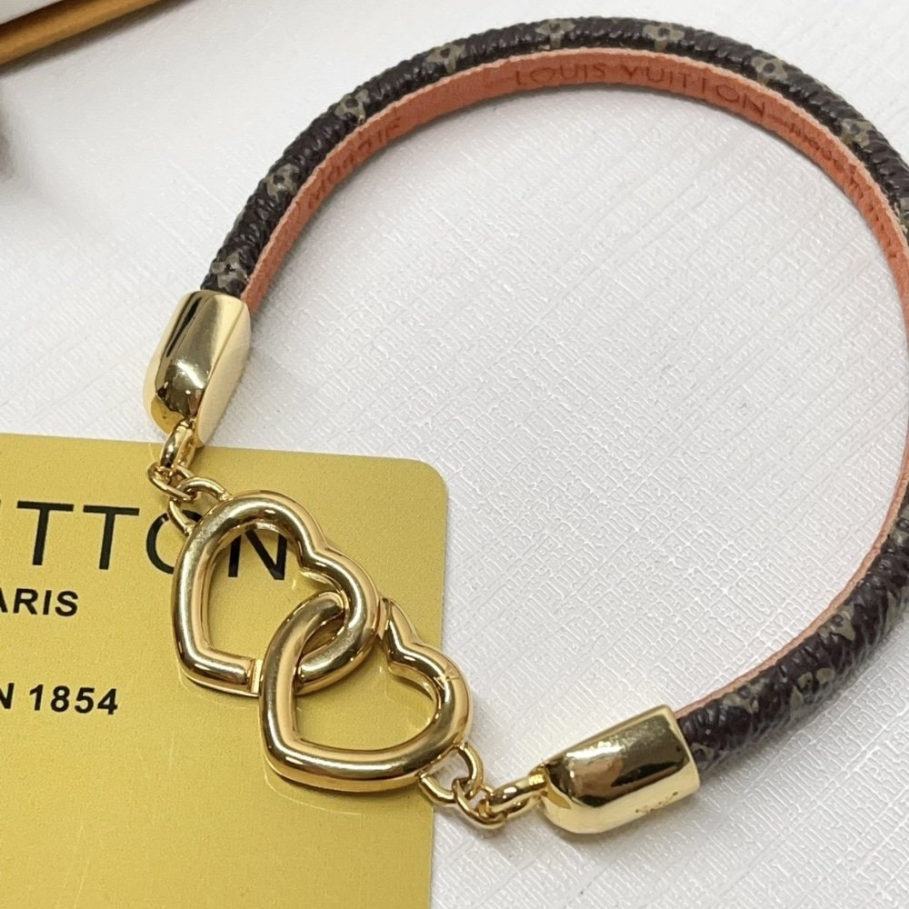 L0vis Vvtt0n Say Yes Bracelet Monogram M6758F