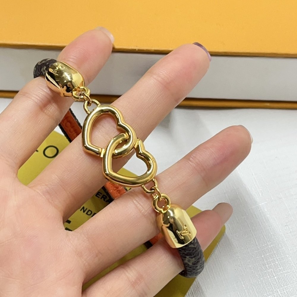 L0vis Vvtt0n Say Yes Bracelet Monogram M6758F