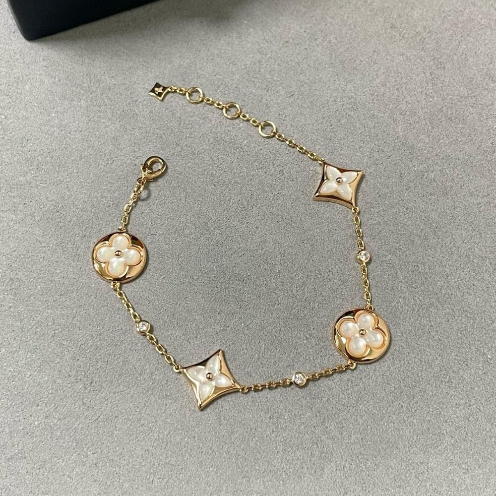 L0vis Vvtt0n Color Blossom Bb Bracelet Q95596