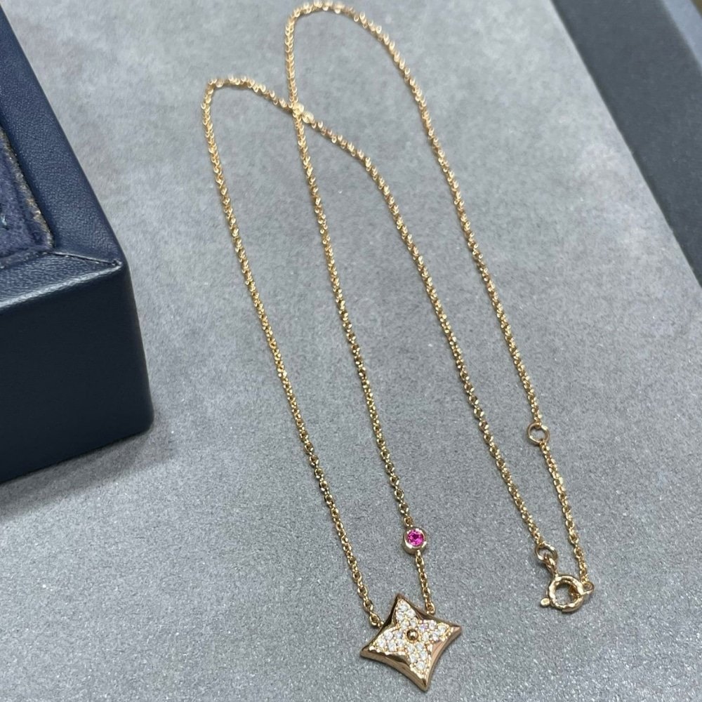 L0vis Vvtt0n Color Blossom Qixi Limited Edition Bb Star Pendant Q03274