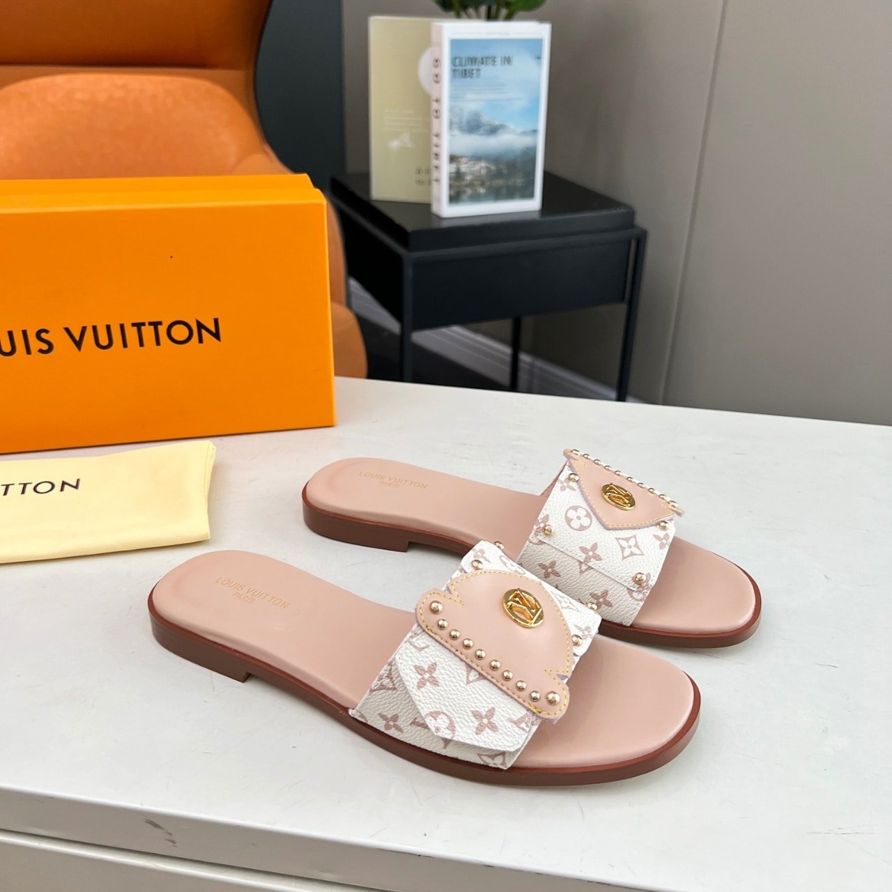 L0vis Vvtt0n Lv Frame Flat Mule Dune Beige 1Ahmsb
