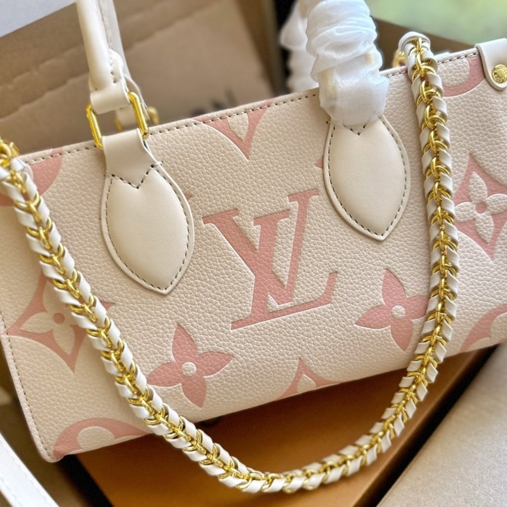 L0vis Vvtt0n Onthego East West Bag Cream Pink 25Cm