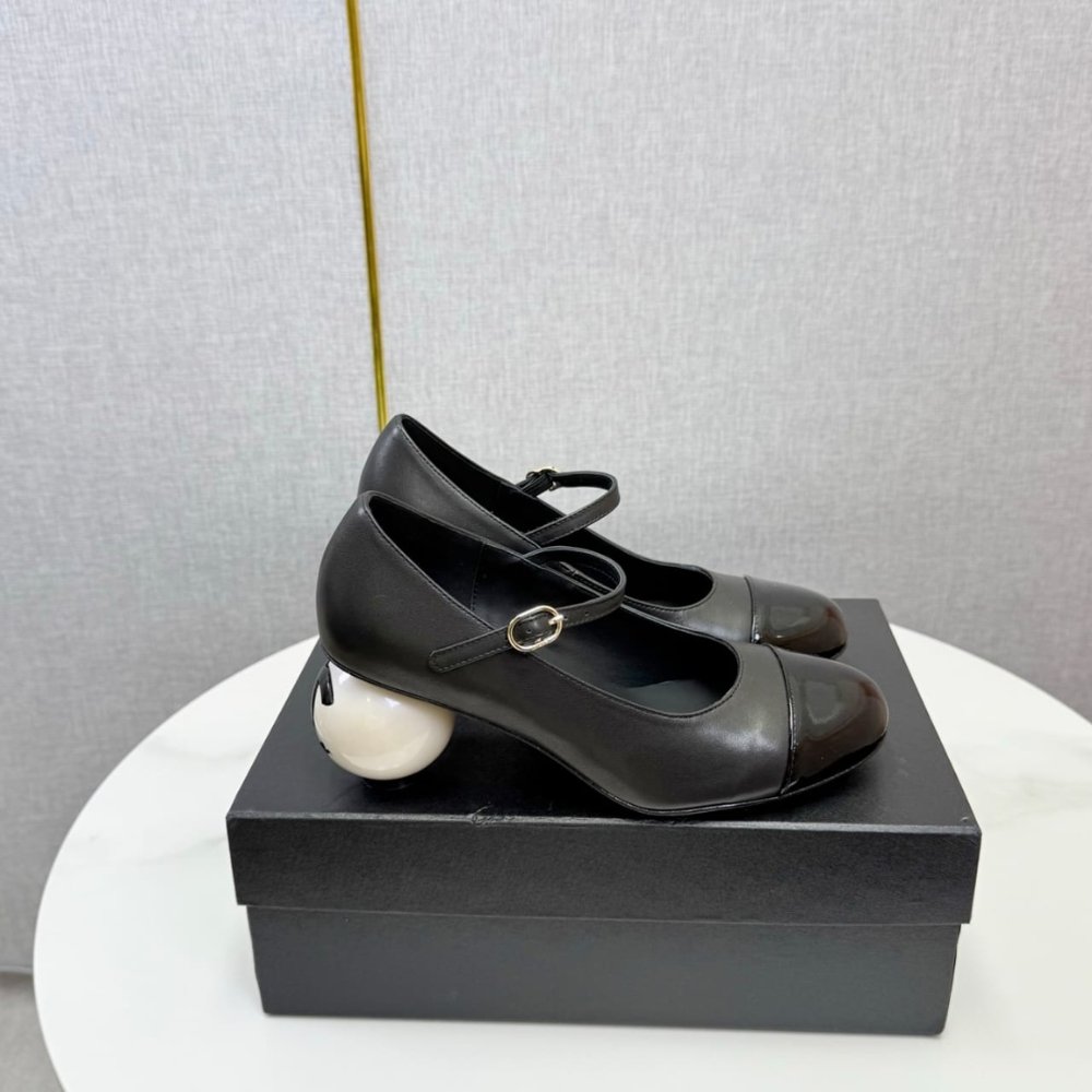 Ch**el Mary Janes Patent And Imitation Pearls Black G46775 B22202 94305