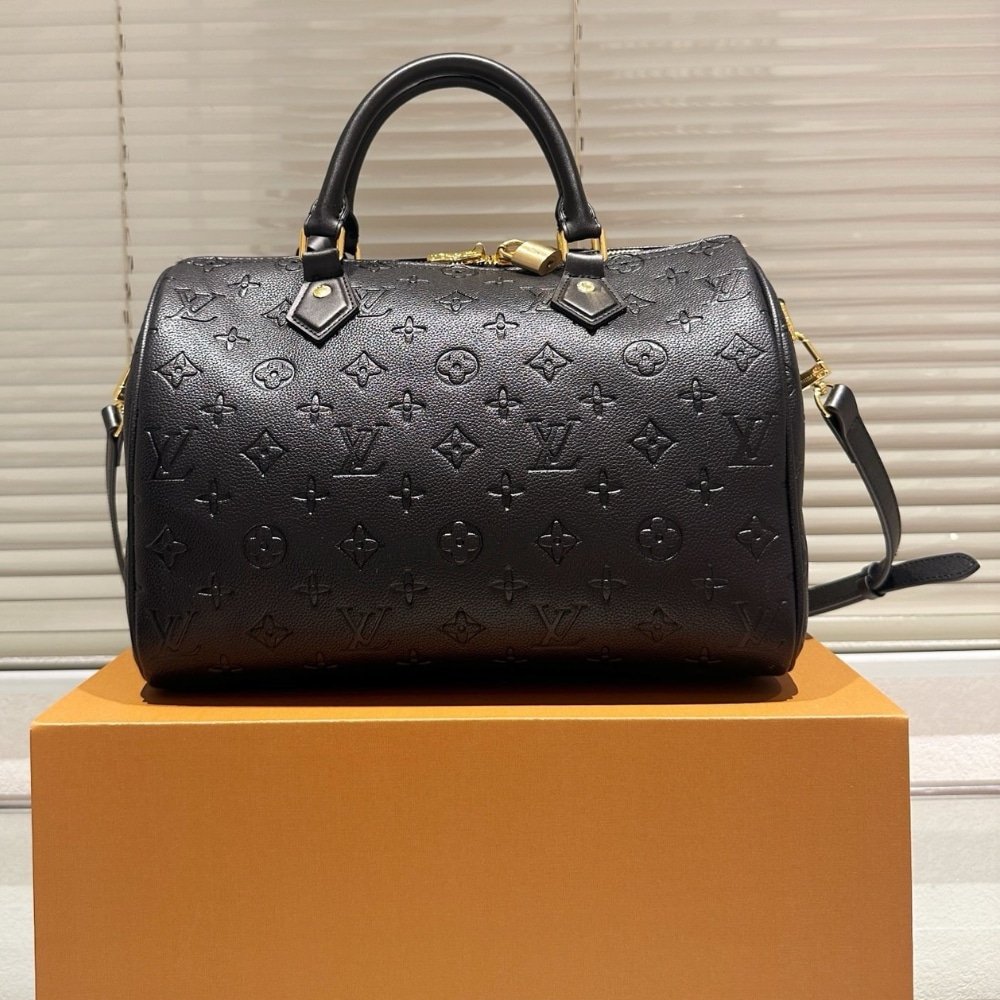 L0vis Vvtt0n Speedy Soft Bag Monogram Black 30Cm