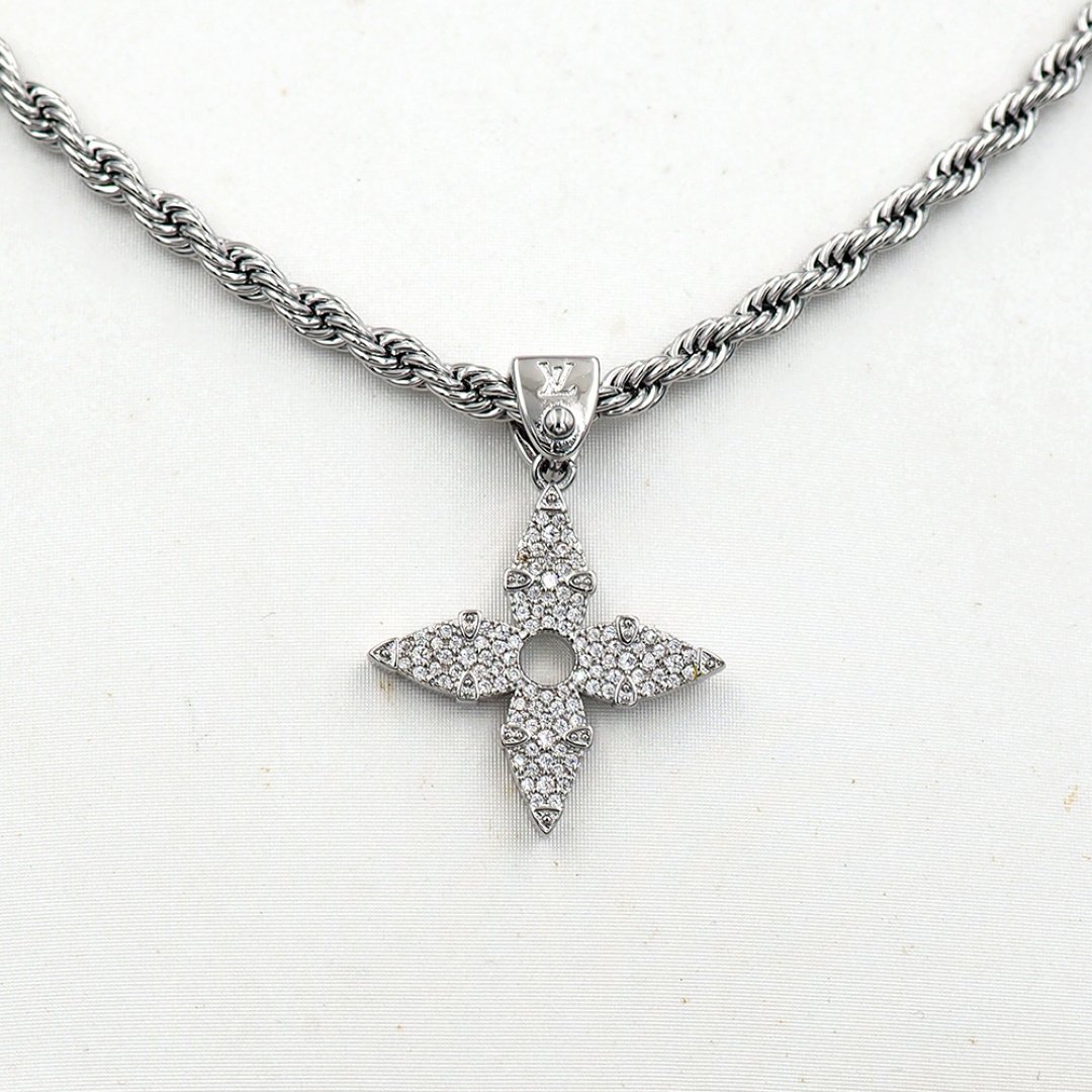L0vis Vvtt0n Lv Rope Pendant Necklace Silver