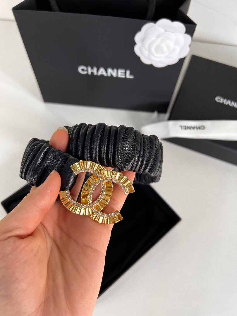 Ch**el Women’S Belt With Elastic Cowhide Encrusted Gold 30Mm