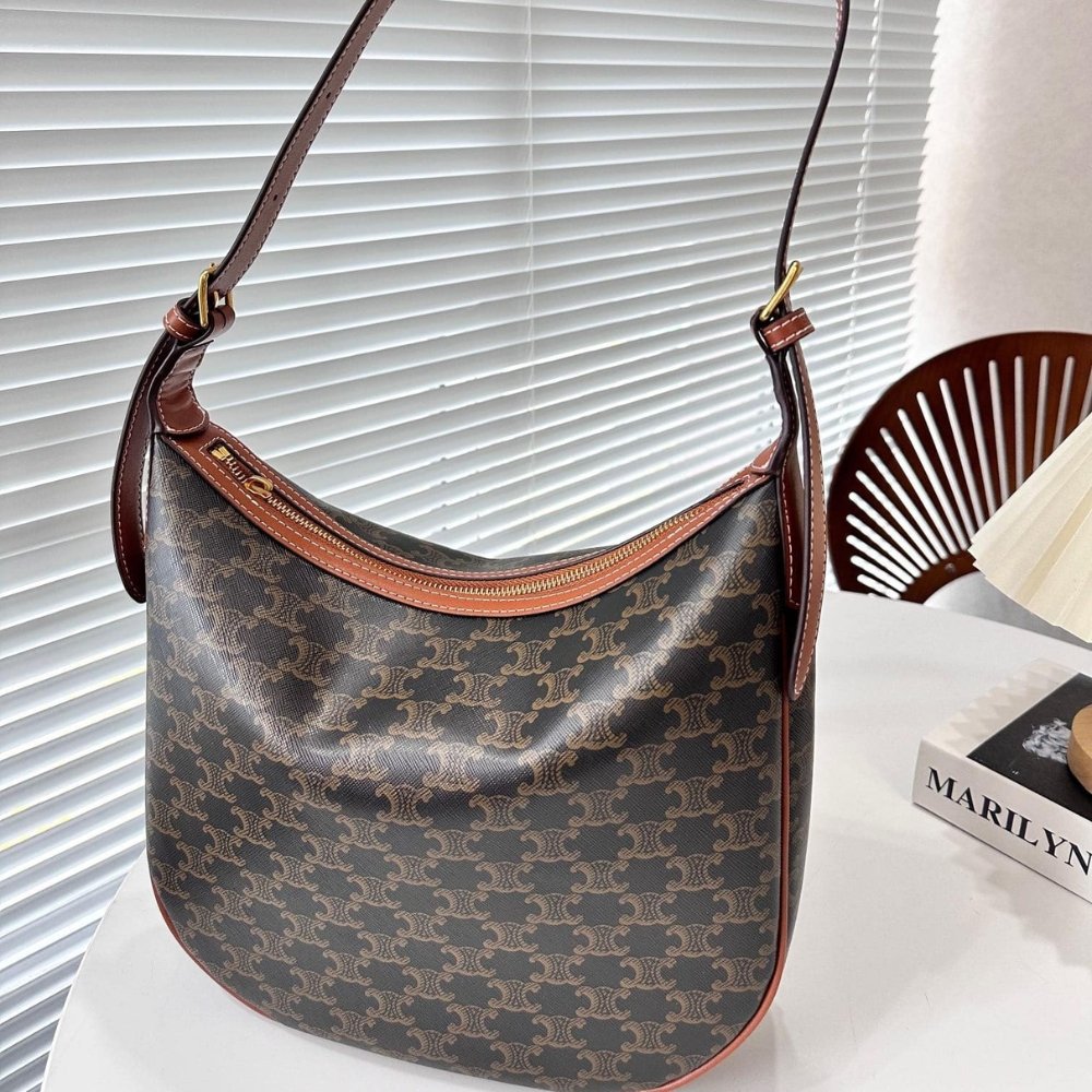 Ce1i*e Medium Heloise Bag In Triomphe Canvas Tan 30Cm 114712Fqm 04Lu
