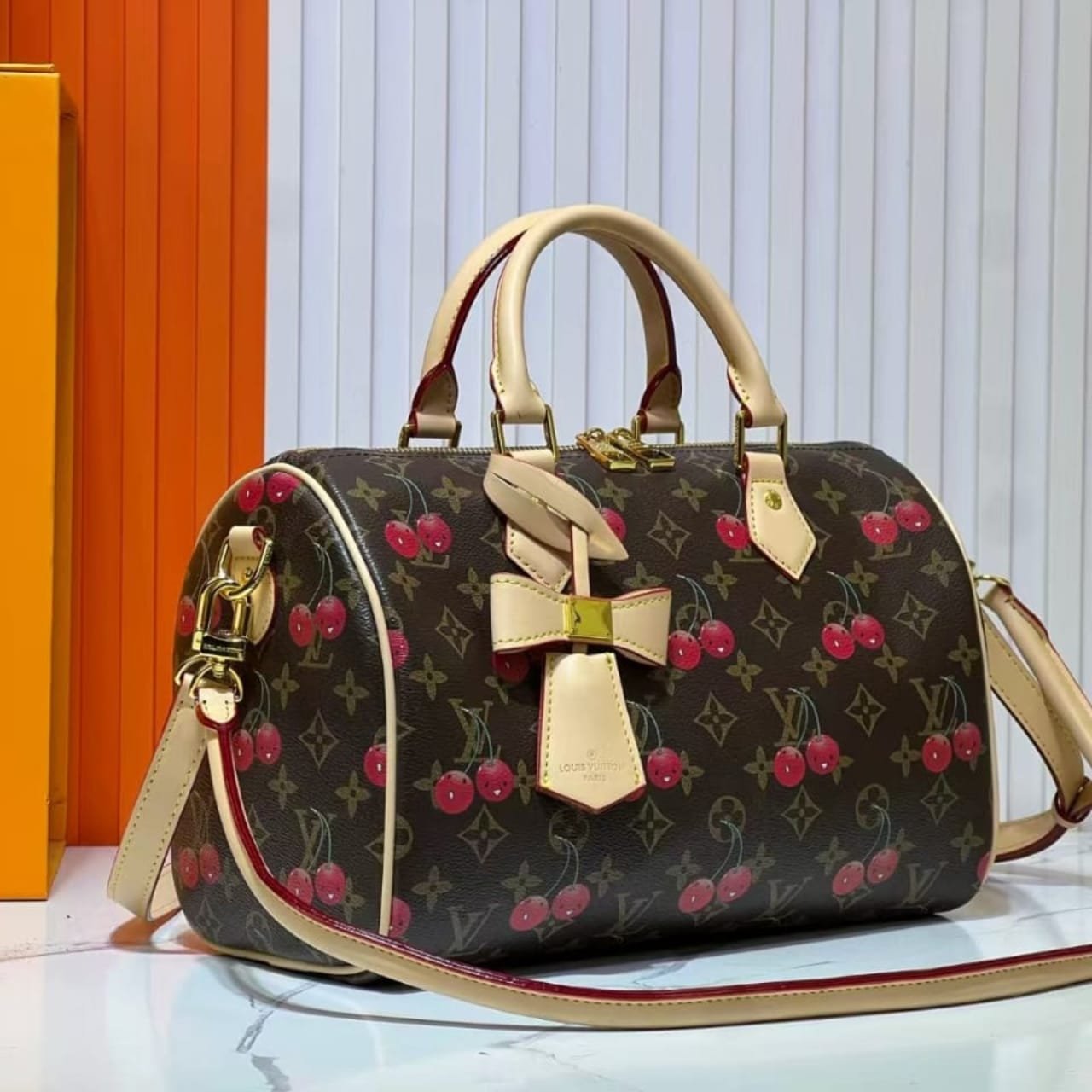 L0vis Vvtt0n Speedy 30 Cherry 30Cm