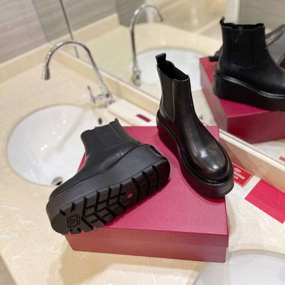 Va1e*ntin0 Garavani Uniqueform Ankle Boot Black Uw0S0Ap7Rbj 0No