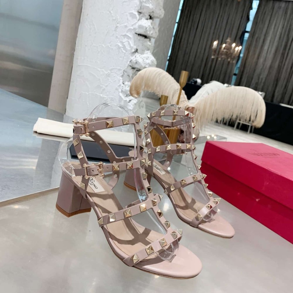 Va1e*ntin0 Garavani Rockstud Ankle Strap Sandal Beige 5W2S0491Vbp P45