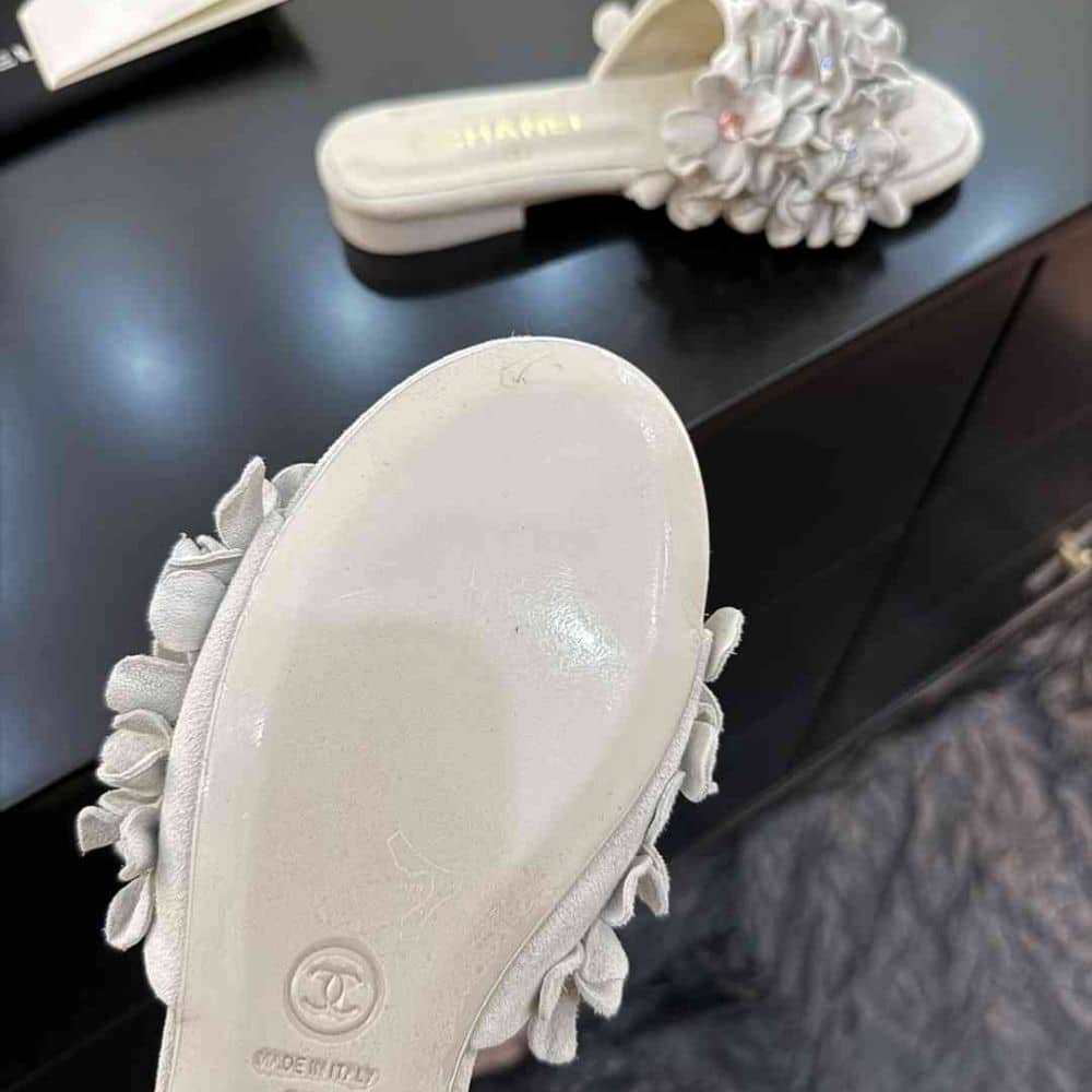 Ch**el Mules Suede Strass White G46231 B19043 Naeya