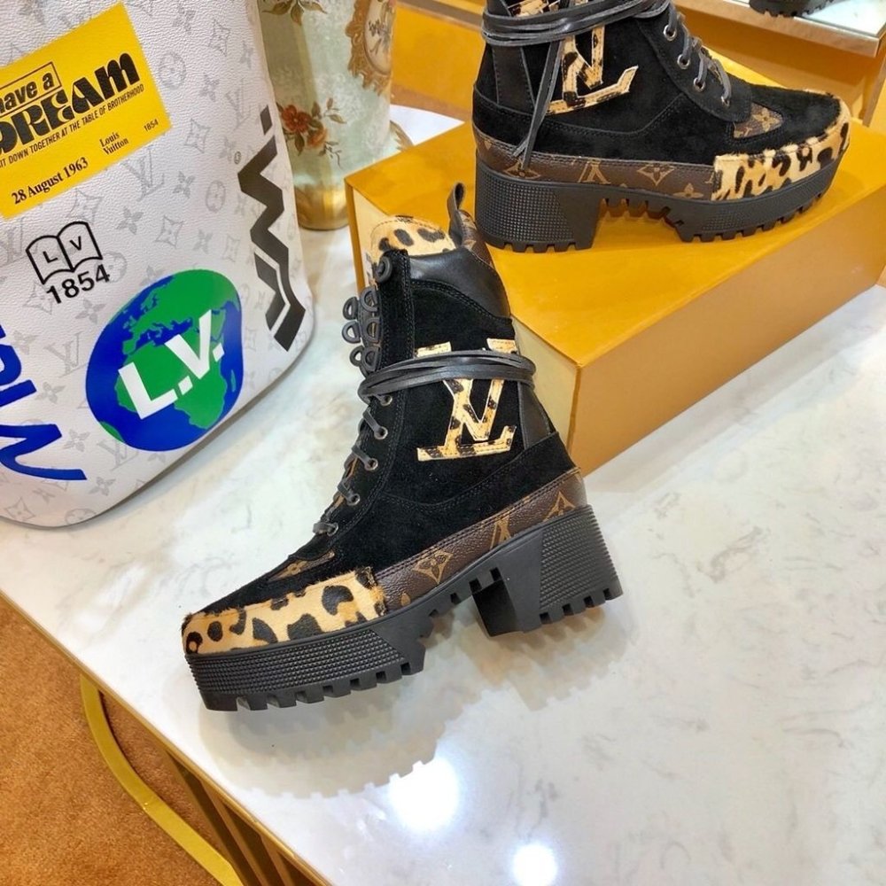 L0vis Vvtt0n Laureate Platform Desert Boot Black 1A5Nnu
