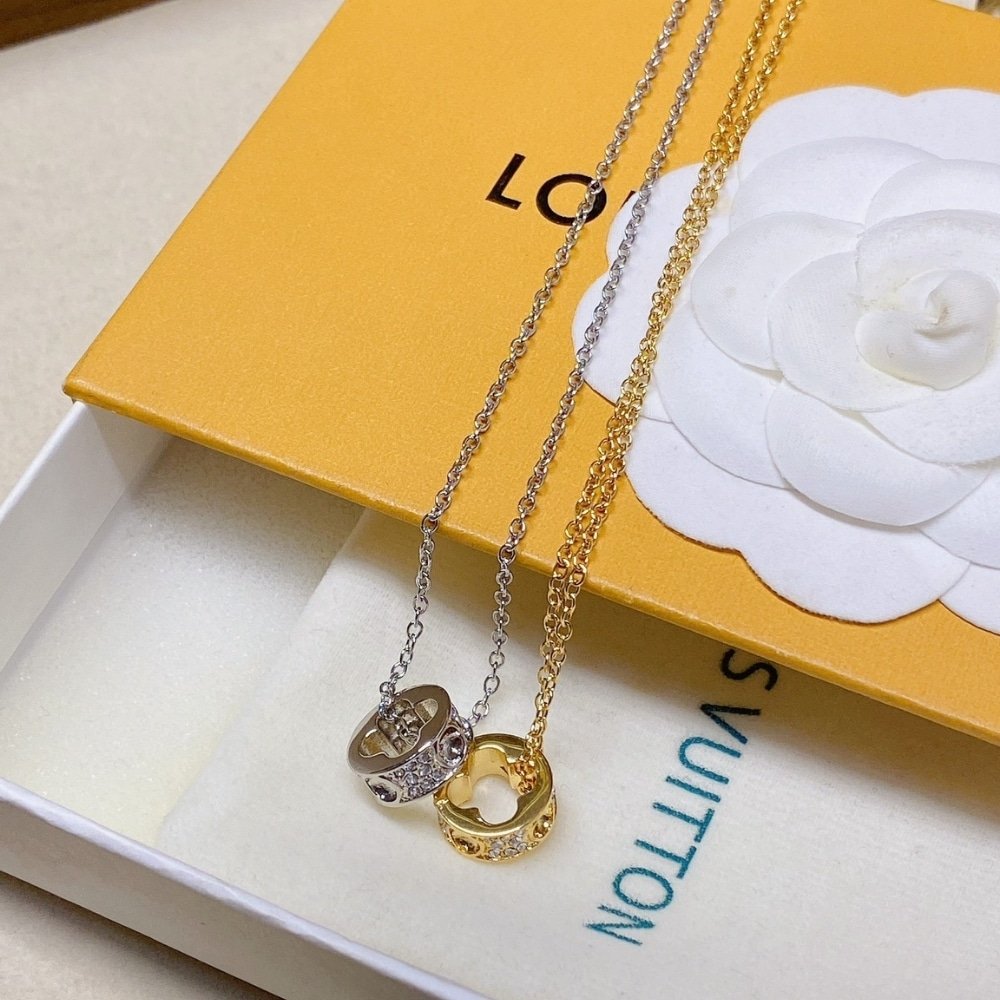 L0vis Vvtt0n Empreinte Pendant Necklace Silver Q93675