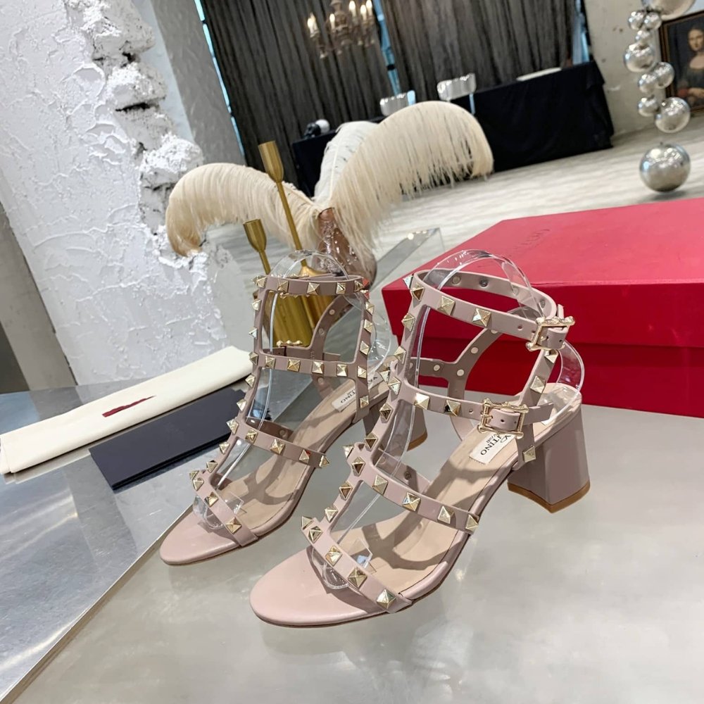 Va1e*ntin0 Garavani Rockstud Ankle Strap Sandal Beige 5W2S0491Vbp P45