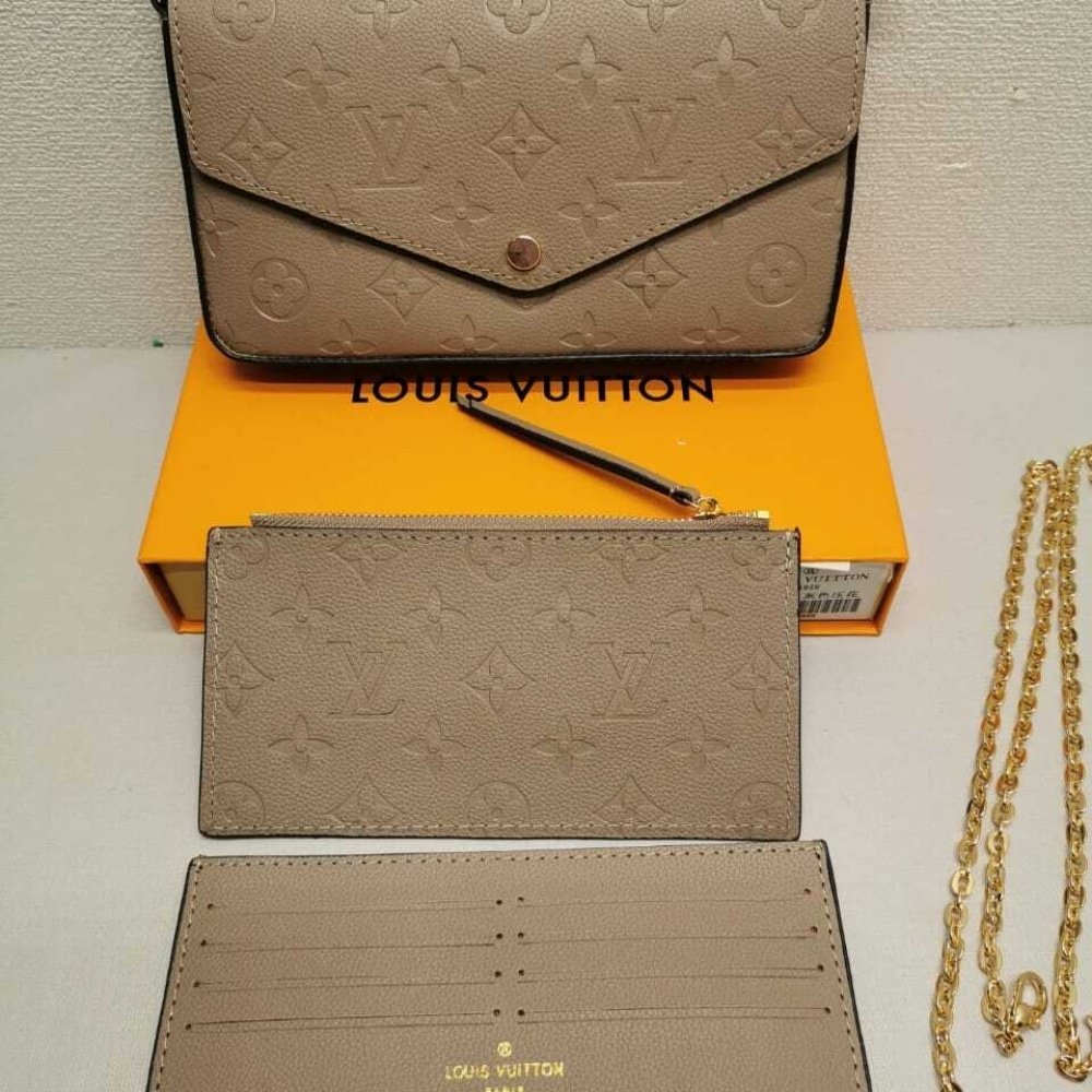 L0vis Vvtt0n Felicie Pochette Monogram Bag Beige 21Cm M82609
