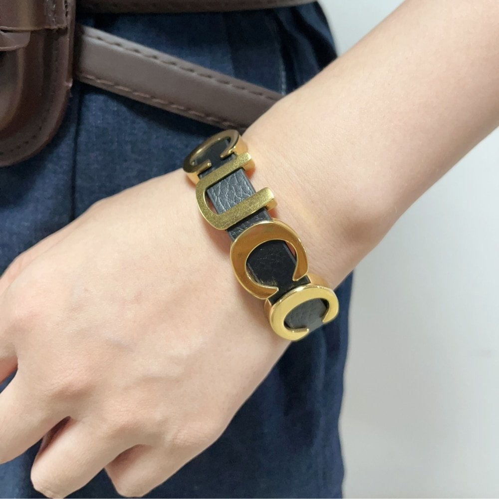 Gvc*1 Leather Bracelet With Gvc*1 Script