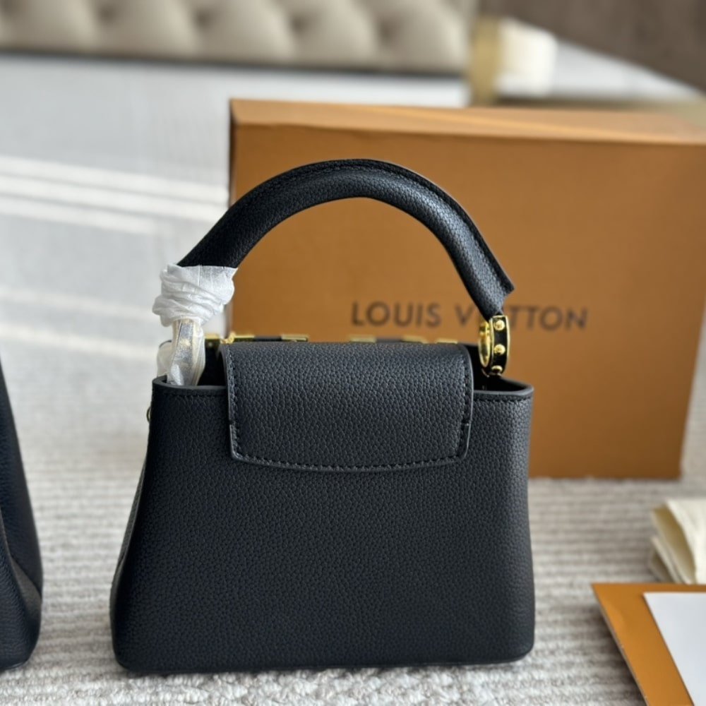 L0vis Vvtt0n Capucines Mini Black 20Cm M11342