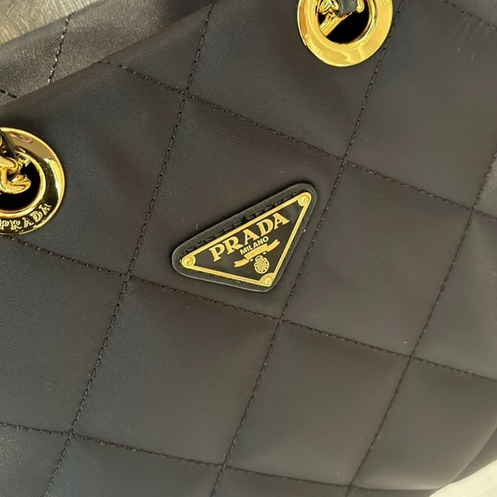 Pra*a Re Edition 1995 Chaîne Re Nylon Tote Bag Black 25Cm 1Bg468 2Aos F0002 V Coo