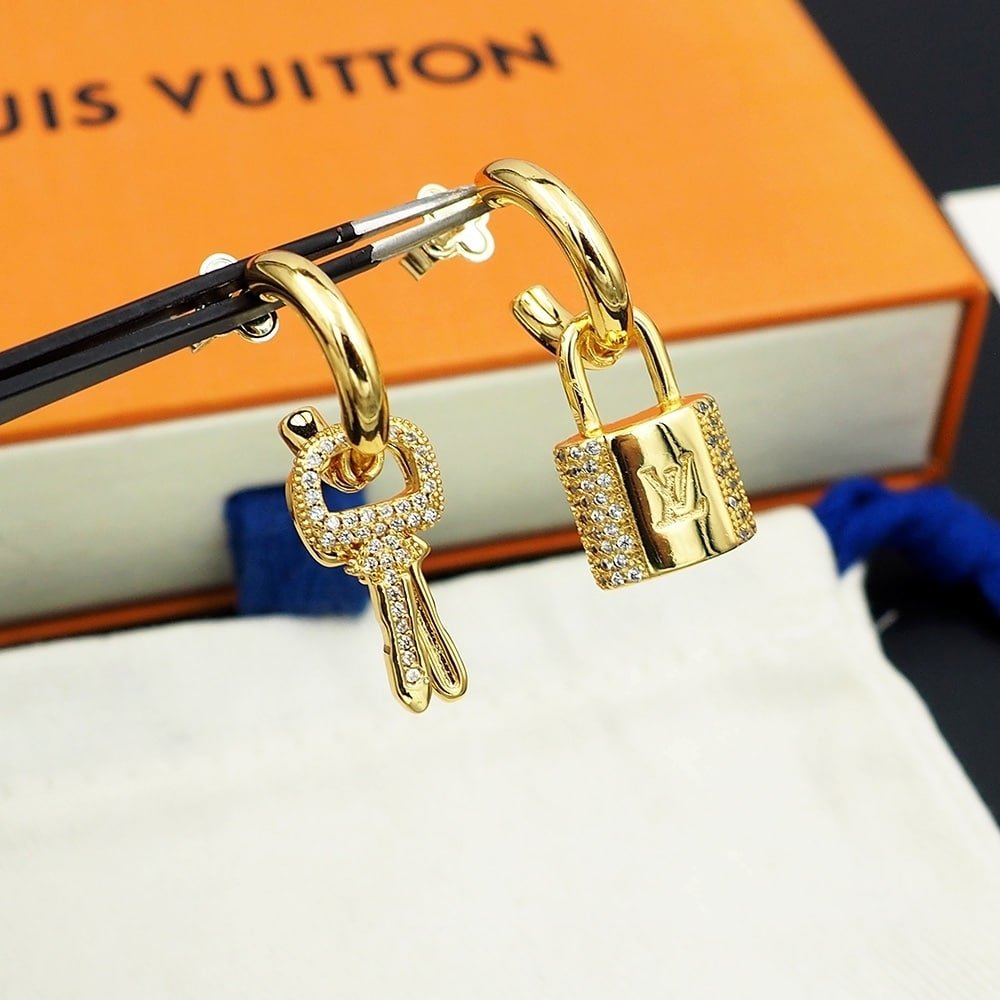 L0vis Vvtt0n Lv Padlock Earrings M01583