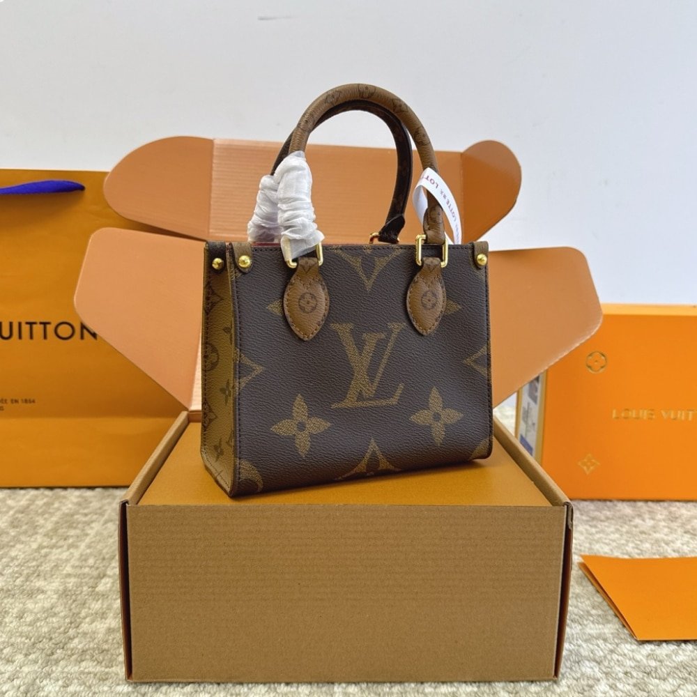 L0vis Vvtt0n Onthego BB Bag Brown 18Cm M46839