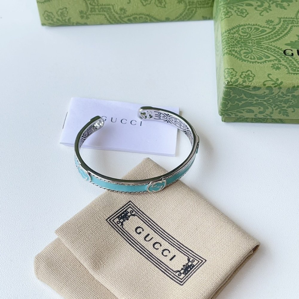 Gvc*1 Cuff Bracelet Interlocking Gg Sterling Silver Turquoise Enamel