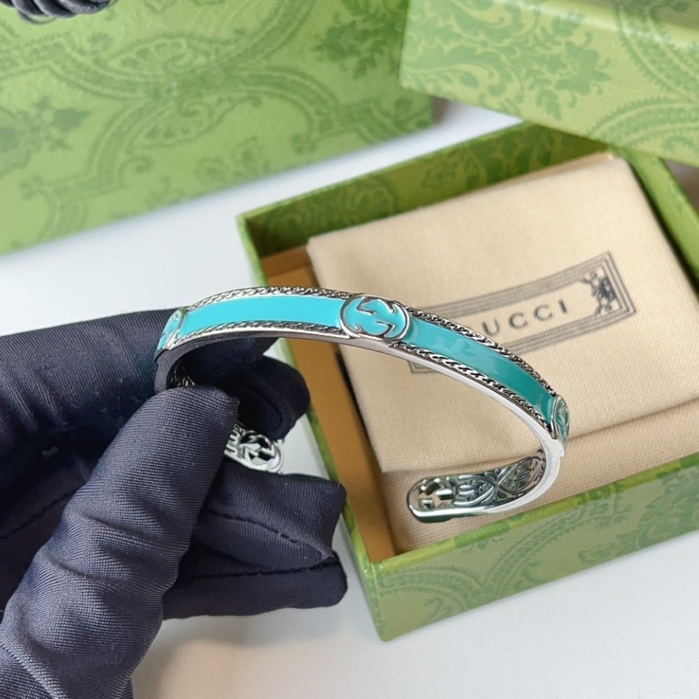 Gvc*1 Cuff Bracelet Interlocking Gg Sterling Silver Turquoise Enamel