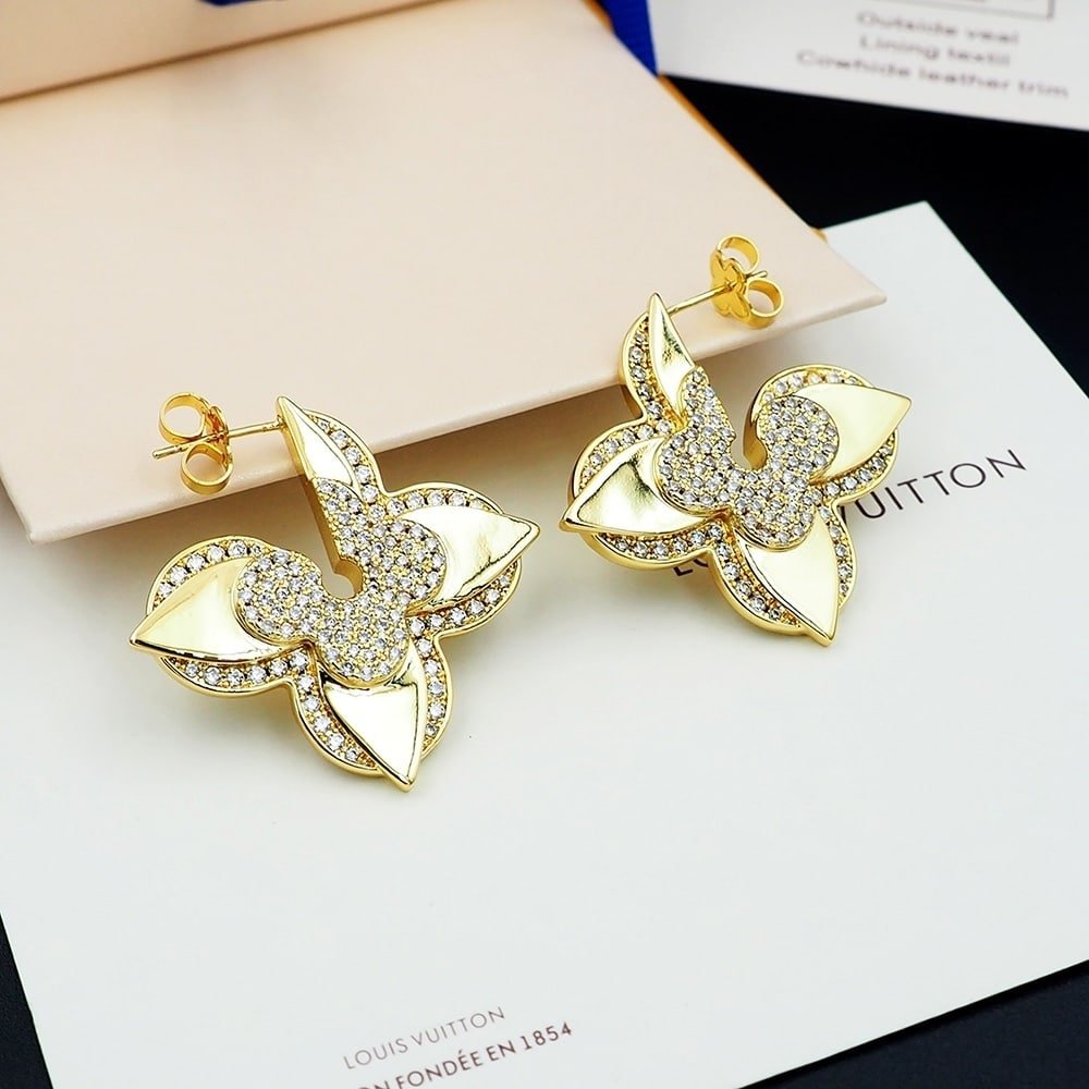 L0vis Vvtt0n Lv Medaillon Earrings M01995