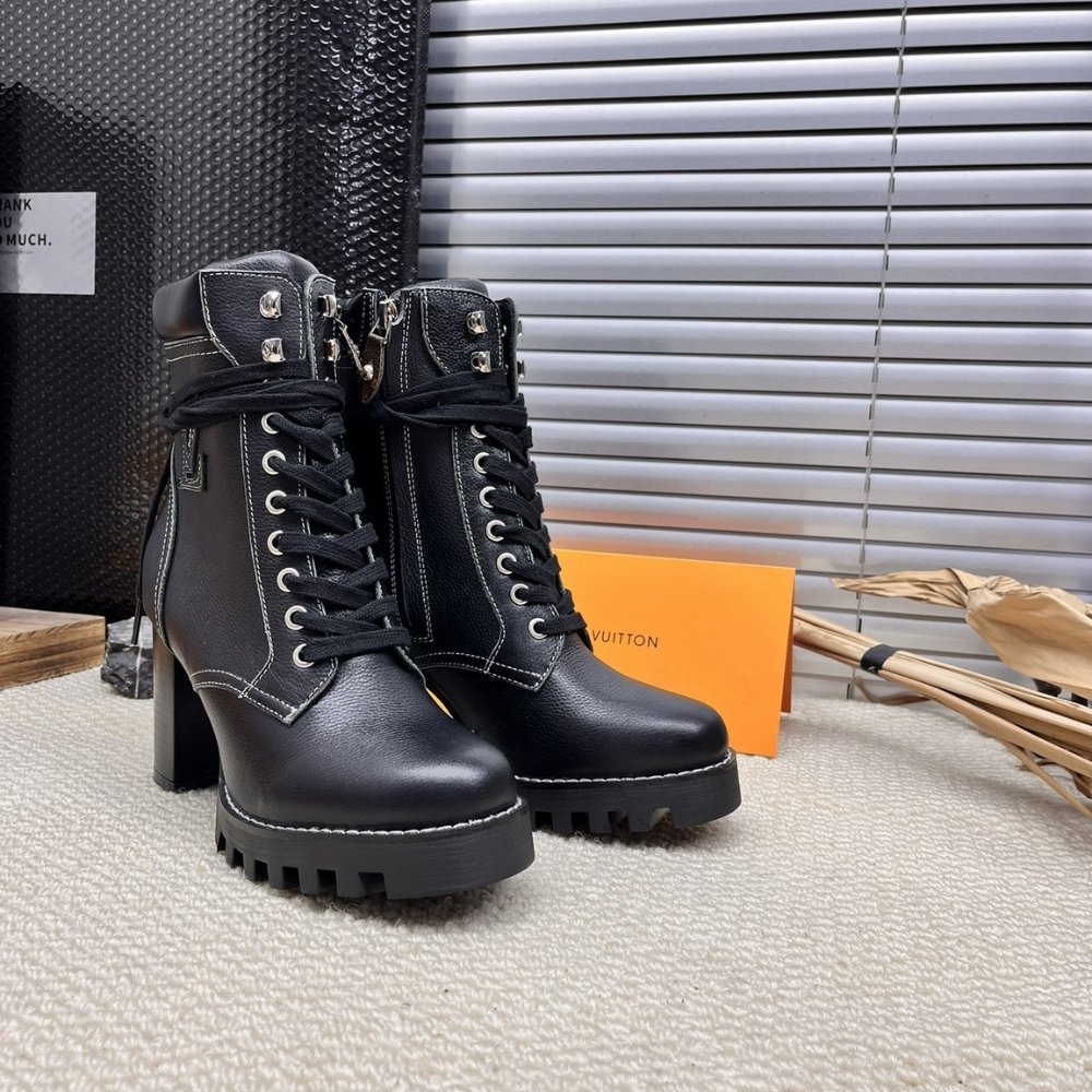 L0vis Vvtt0n Star Trail Ankle Boot Black 1Aiub8