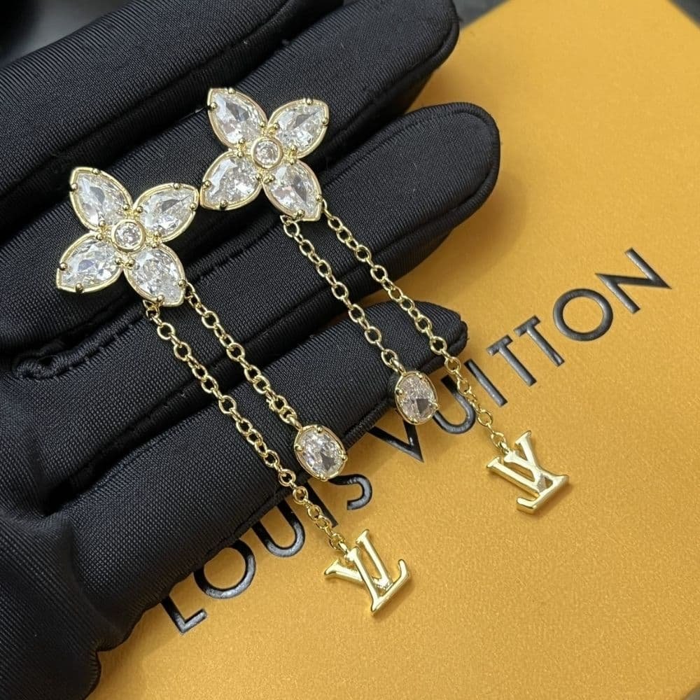 L0vis Vvtt0n Lv Dazzle Earrings M01996