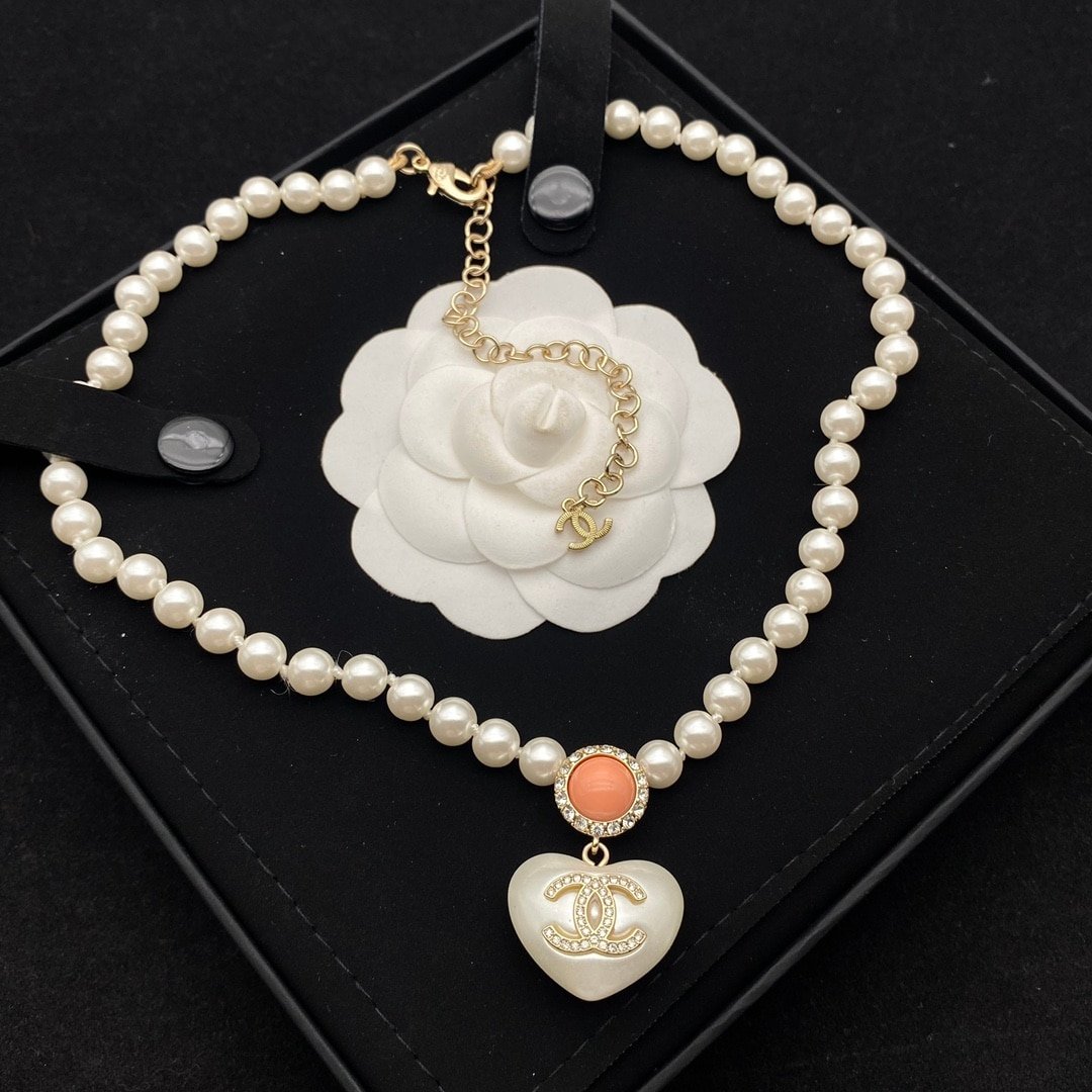 Ch**el Cc Heart Pearl Necklace