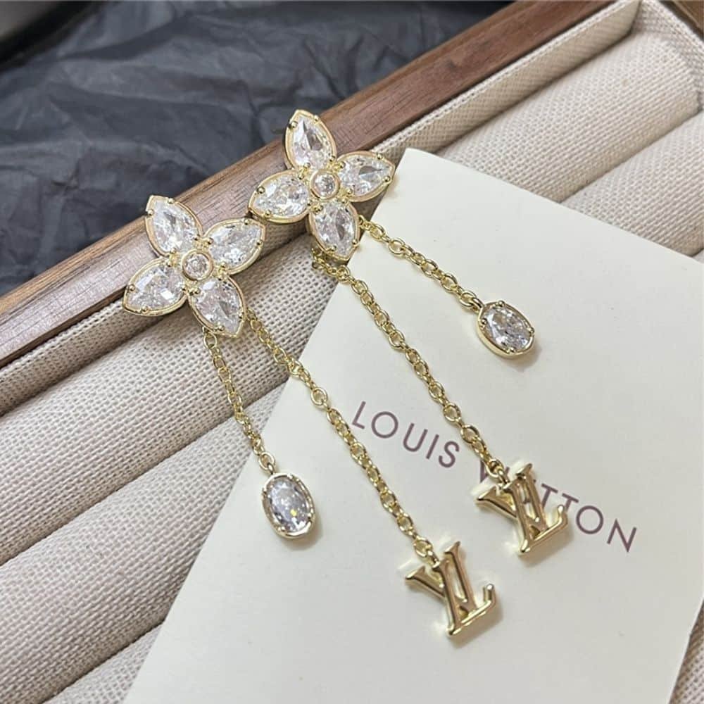 L0vis Vvtt0n Lv Dazzle Earrings M01996