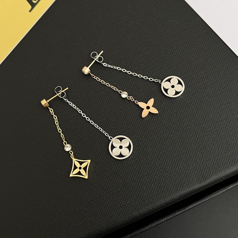 L0vis Vvtt0n Idylle Blossom Long Earrings 3 Golds And D1am0nds