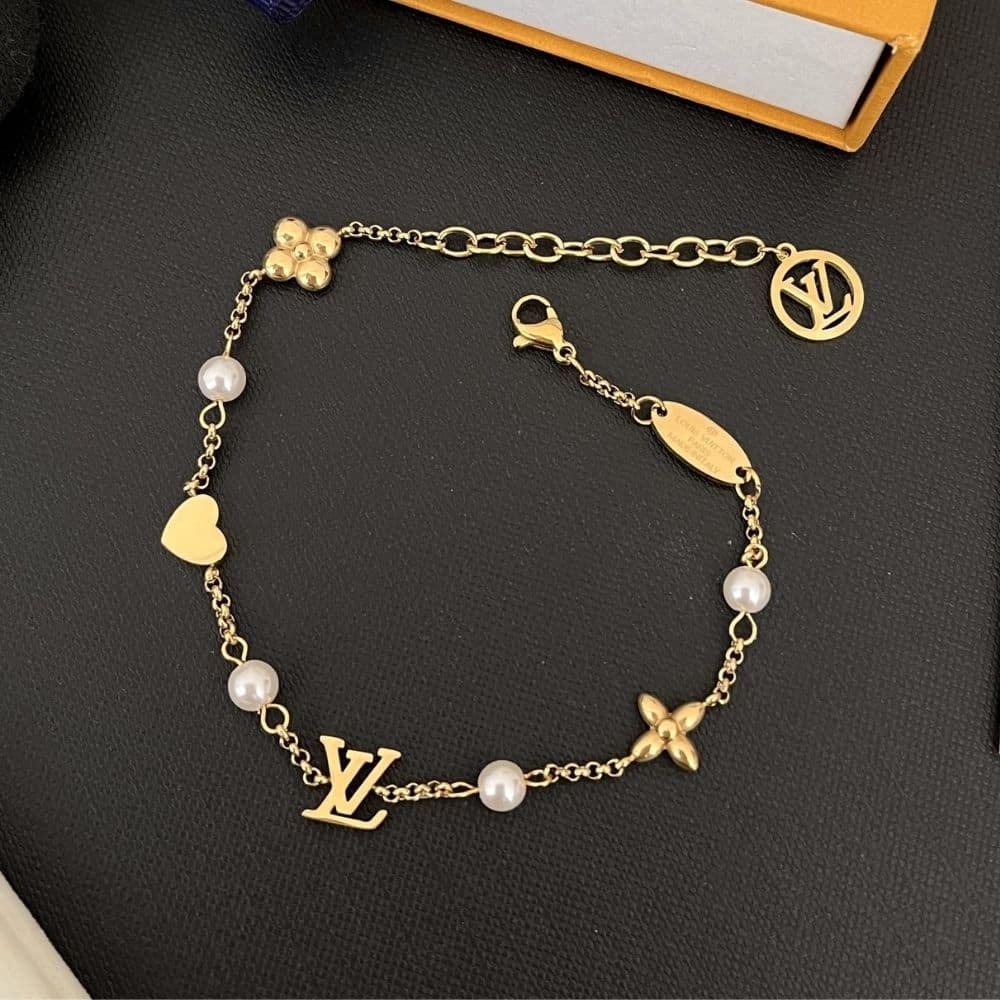 L0vis Vvtt0n Lv Heart Bracelet M1105A