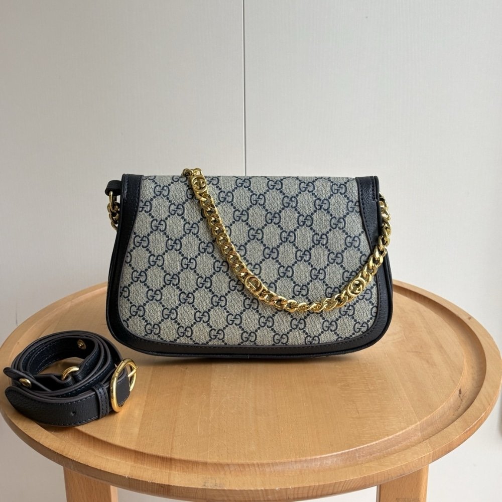 Gvc*1 Blondie Shoulder Bag Gold Hardware Blue 28Cm