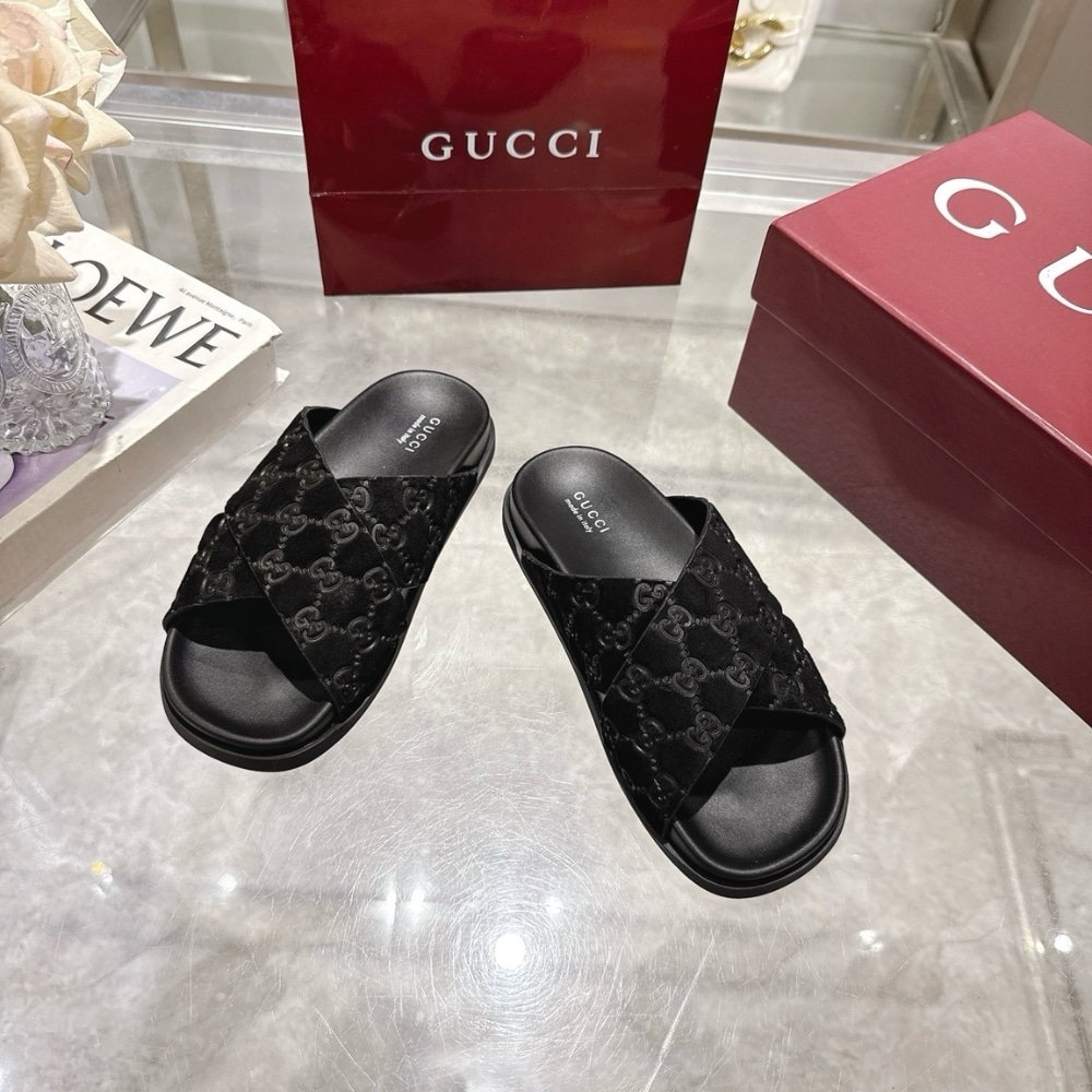 Gvc*1 Men Slide Sandal Black 834940 Aaduo 1000
