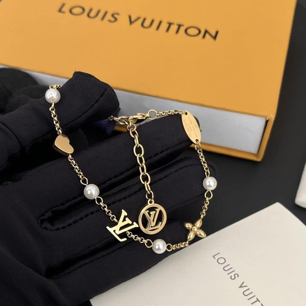 L0vis Vvtt0n Lv Heart Bracelet M1105A