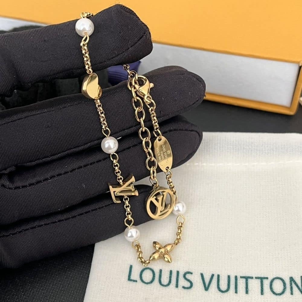 L0vis Vvtt0n Lv Heart Bracelet M1105A
