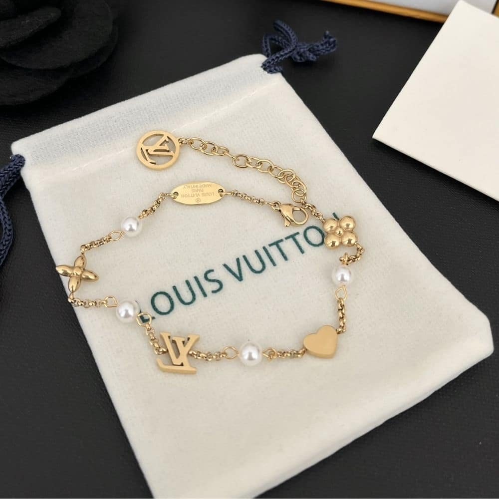 L0vis Vvtt0n Lv Heart Bracelet M1105A