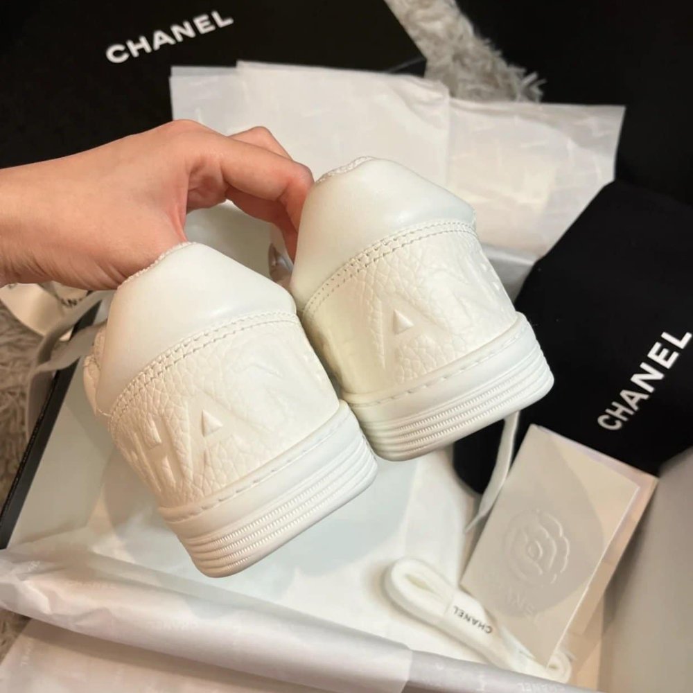 Ch**el Runner Trainer Sneakers White G35934