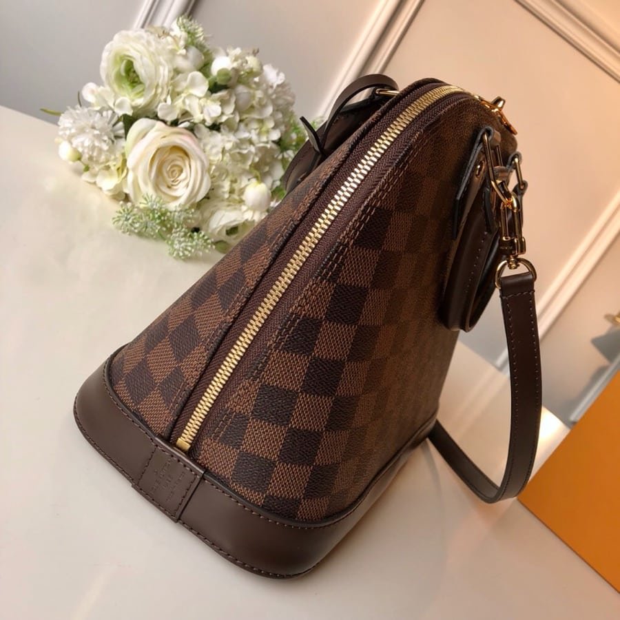 L0vis Vvtt0n Alma PM Damier Ebene 32Cm N53151