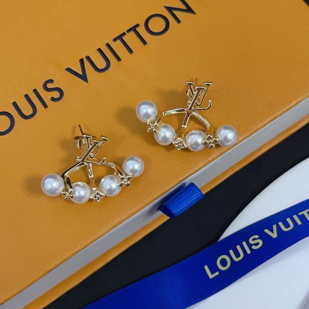 L0vis Vvtt0n Lv Minigram Pearls Earrings