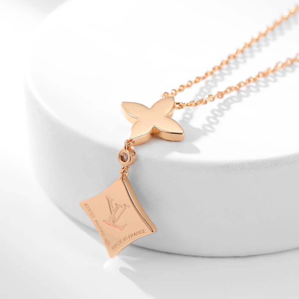 L0vis Vvtt0n Color Blossom Double Star Necklace Q94676