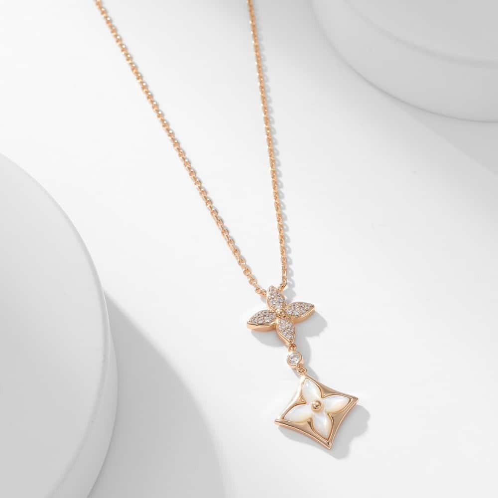 L0vis Vvtt0n Color Blossom Double Star Necklace Q94676
