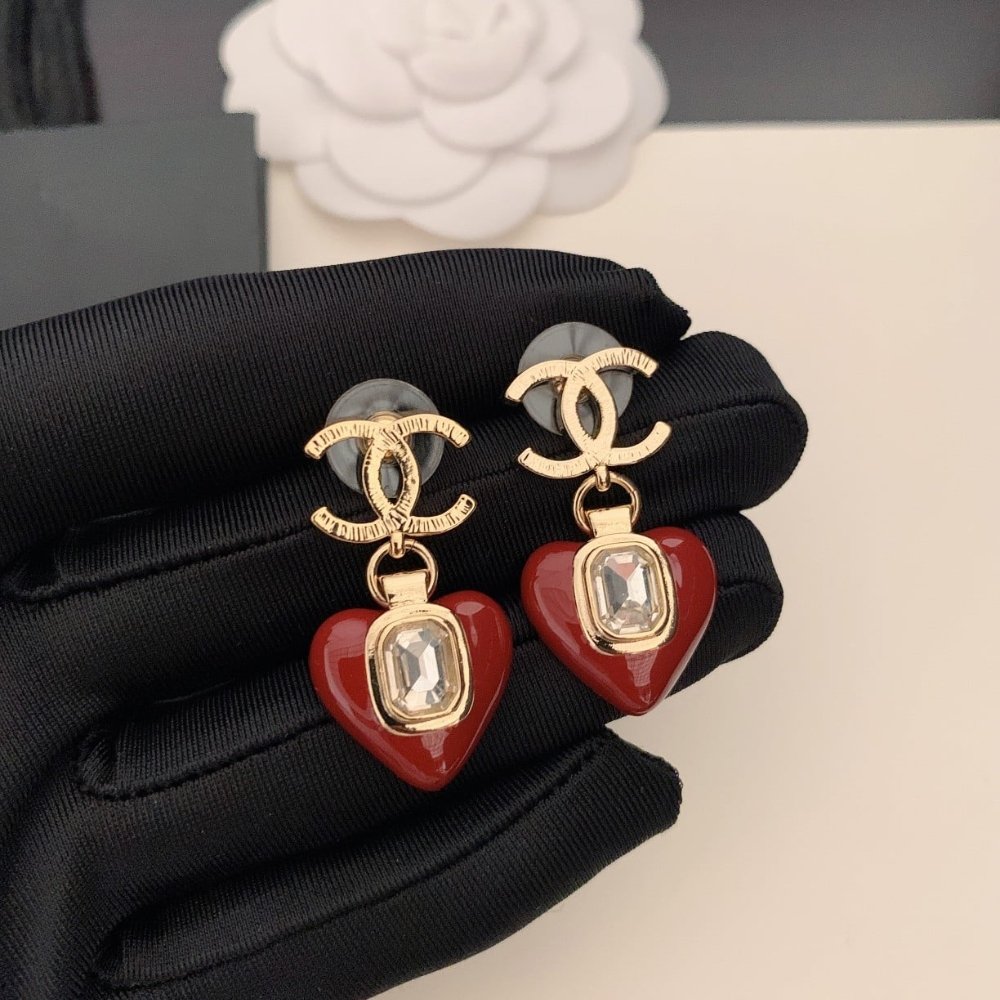 Ch**el Heart Red Earrings Ab715