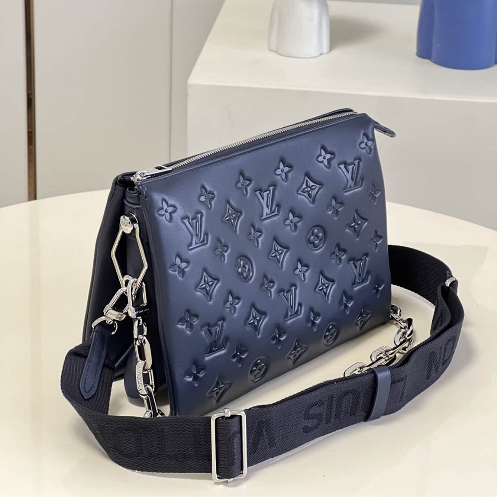 L0vis Vvtt0n Coussin PM Blue 26Cm M20379