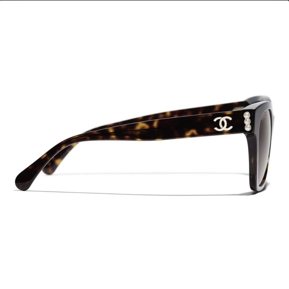 Ch**el Square Sunglasses Acetate And Glass Pearls Dark Tortoise A71494 X08221 S1419