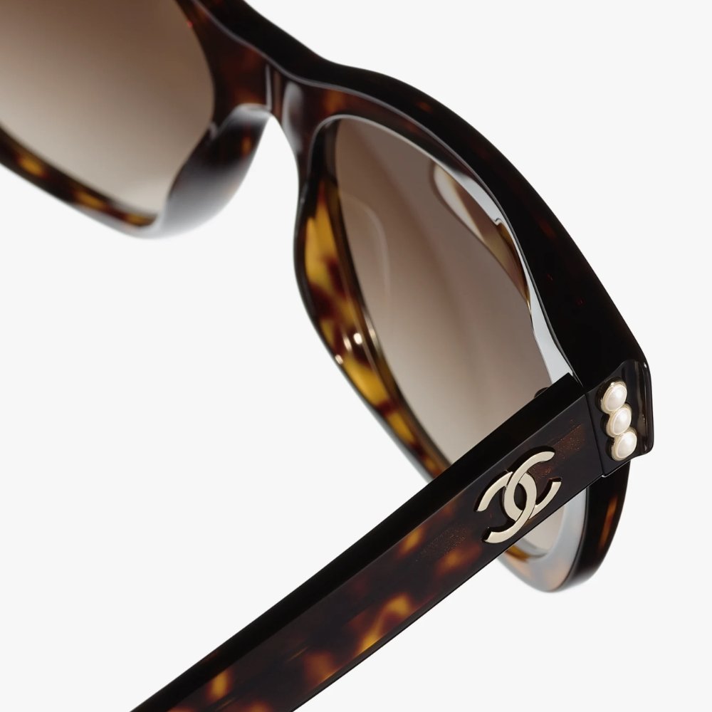 Ch**el Square Sunglasses Acetate And Glass Pearls Dark Tortoise A71494 X08221 S1419