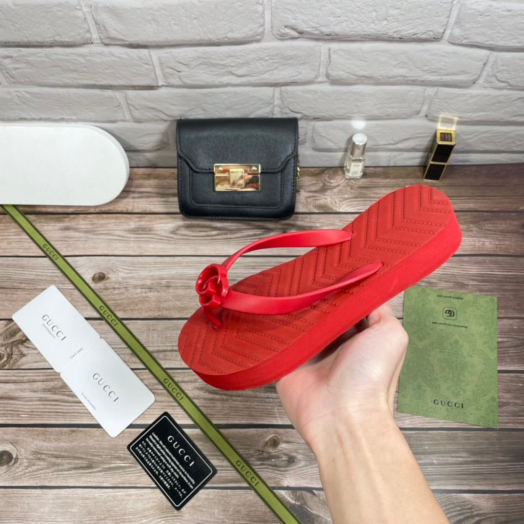Gvc*1 Women’S Chevron Thong Sandal Hibiscus Red ‎‎Rubber 655463 J8710 6433